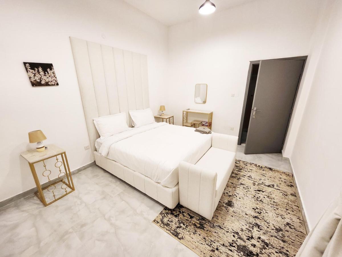 Moods Holiday Homes Al Aïn Extérieur photo